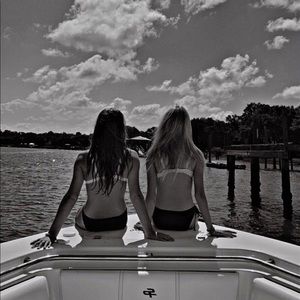 Meet your Posher, Kadence